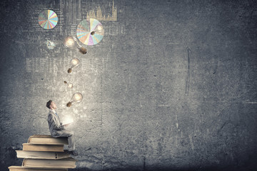 解放J6L一26o汽车是多少马力